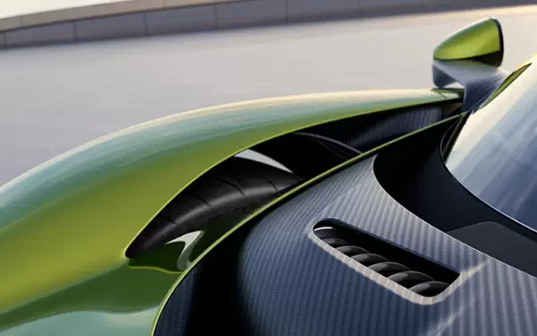   Aston Martin Valhalla - 2025