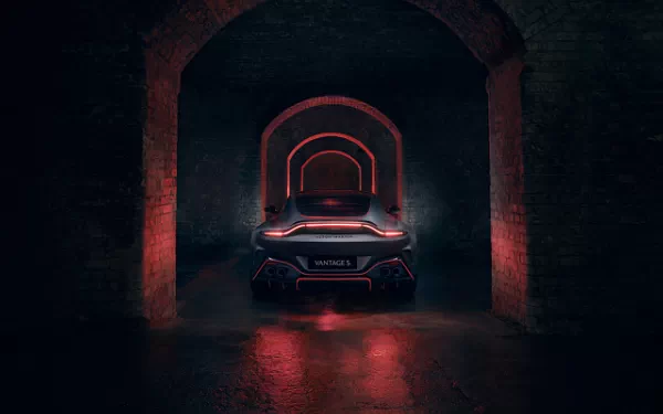   Aston Martin Vantage S - 2025