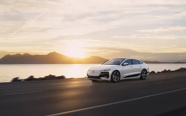   Audi A6 Sportback e-tron US-spec - 2025