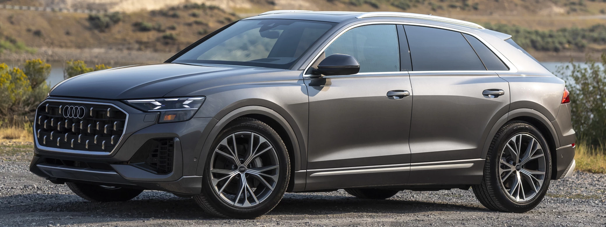   Audi Q8 55 TFSI quattro (Samurai Grey Metallic) US-spec - 2025 - Car wallpapers
