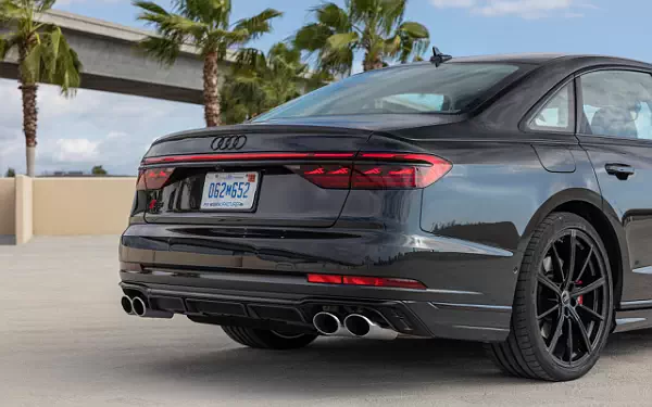  Audi S8 US-spec - 2022