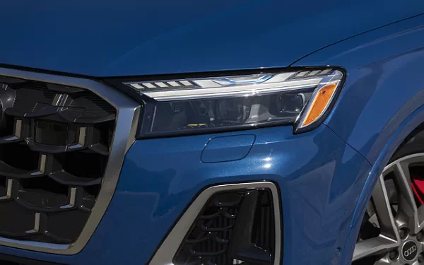   Audi SQ7 TFSI (Ascari Blue Metallic) US-spec - 2025