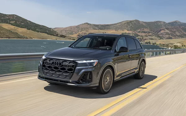   Audi SQ7 TFSI Black Optic Package (Daytona Grey) US-spec - 2025