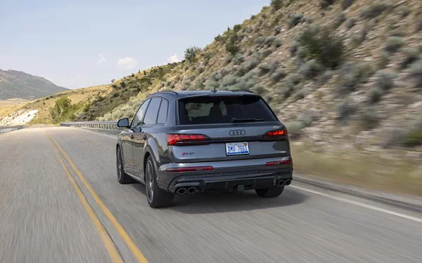   Audi SQ7 TFSI Black Optic Package (Daytona Grey) US-spec - 2025