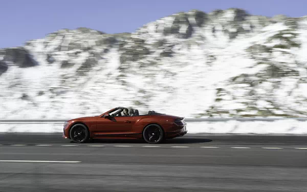   Bentley Continental GT Speed Convertible First Edition (Candy Red) - 2024