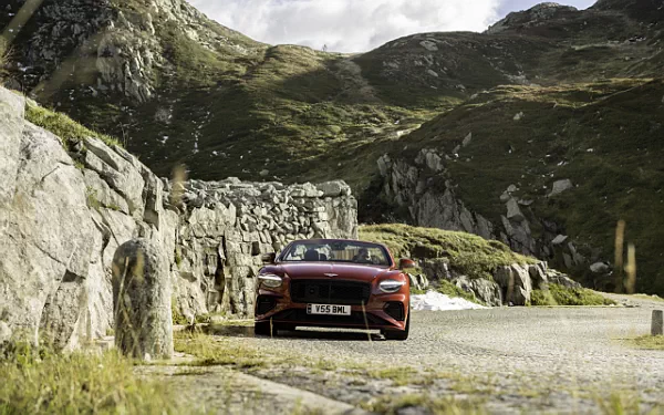   Bentley Continental GT Speed Convertible First Edition (Candy Red) - 2024