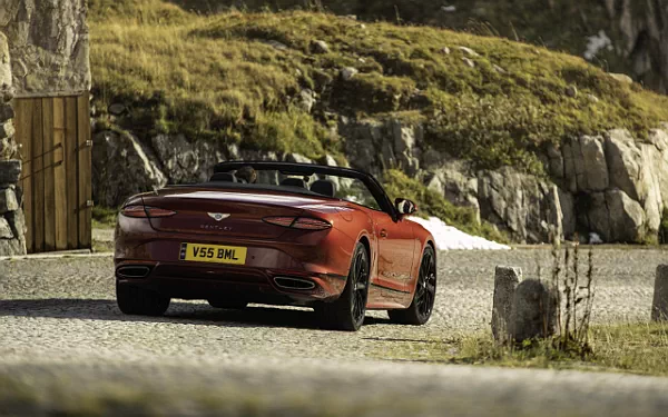   Bentley Continental GT Speed Convertible First Edition (Candy Red) - 2024