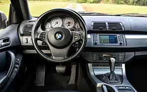   BMW X5 4.8is US-spec - 2004