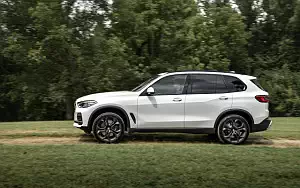   BMW X5 xDrive30d US-spec - 2018