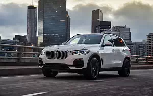   BMW X5 xDrive30d US-spec - 2018