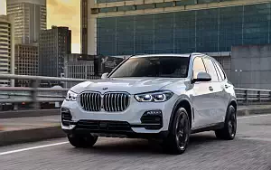   BMW X5 xDrive30d US-spec - 2018