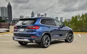   BMW X5 xDrive40i xLine US-spec - 2018