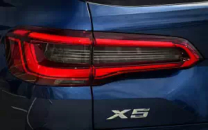   BMW X5 xDrive40i xLine US-spec - 2018