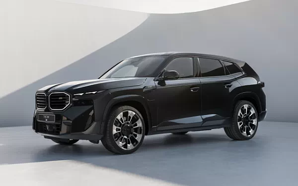   BMW XM (Black) - 2023