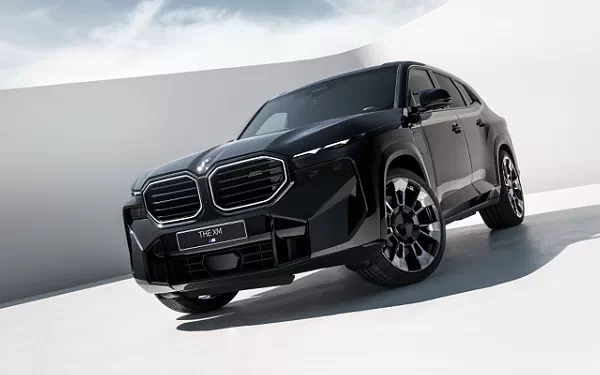   BMW XM (Black) - 2023