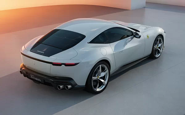   Ferrari Amalfi (Bianco Artico) - 2025