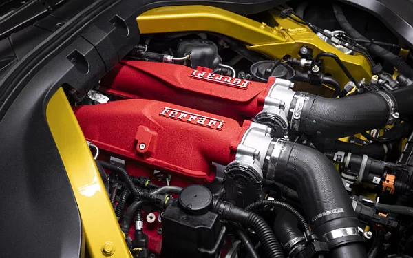   Ferrari Amalfi (Giallo Montecarlo) - 2025