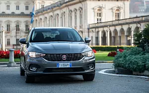   Fiat Tipo - 2015