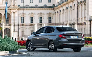   Fiat Tipo - 2015