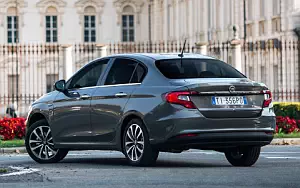   Fiat Tipo - 2015