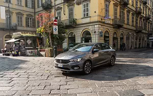   Fiat Tipo - 2015