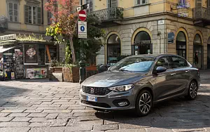   Fiat Tipo - 2015
