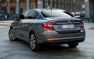   Fiat Tipo - 2015
