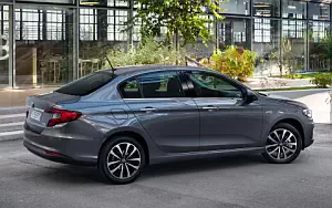   Fiat Tipo - 2015