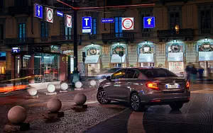   Fiat Tipo - 2015