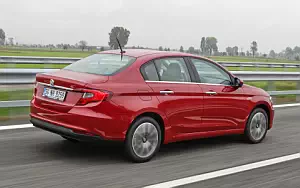   Fiat Tipo - 2015