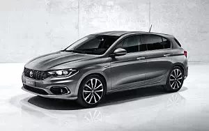   Fiat Tipo 5-door - 2016