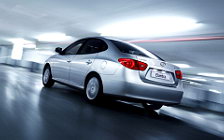   Hyundai Elantra - 2006