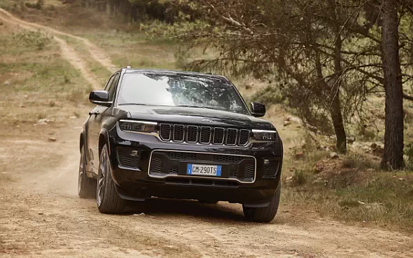   Jeep Grand Cherokee Overland 4xe EU-spec - 2022