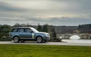   Range Rover Autobiography P400e UK-spec - 2018
