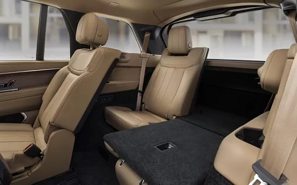   Range Rover SE P400 LWB US-spec - 2022