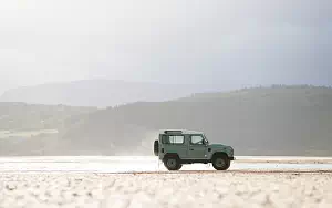   Land Rover Defender 90 Heritage - 2015