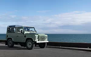   Land Rover Defender 90 Heritage - 2015