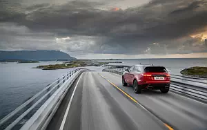   Range Rover Velar R-Dynamic D300 HSE Black Pack - 2017