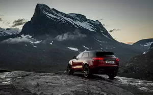   Range Rover Velar R-Dynamic D300 HSE Black Pack - 2017