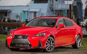   Lexus IS 200t F SPORT CA-spec - 2017