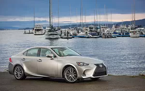   Lexus IS 300 AWD CA-spec - 2017