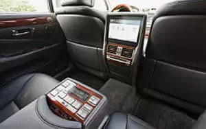   Lexus LS 460 L AWD CA-spec - 2010