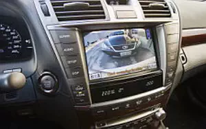   Lexus LS 460 L AWD CA-spec - 2010