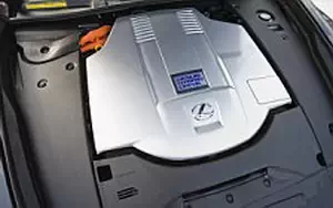   Lexus LS 600h L CA-spec - 2010