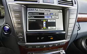   Lexus LS 600h L CA-spec - 2010