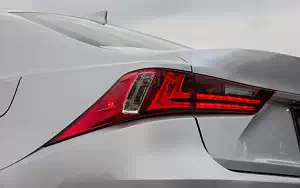   Lexus IS 250 US-spec - 2013