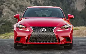   Lexus IS 200t F SPORT US-spec - 2015