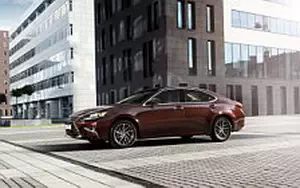   Lexus ES 250 - 2015