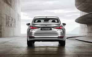   Lexus ES 300h F SPORT - 2018