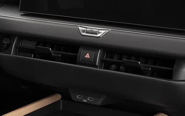   Lexus ES 350e - 2025